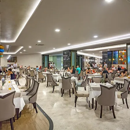 塞吉努斯皇家酒店 5*