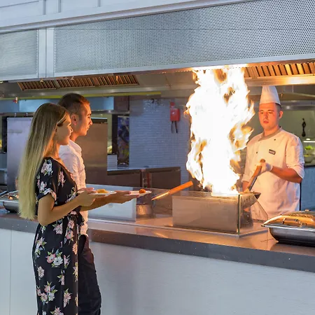 塞吉努斯皇家酒店 安塔利亚