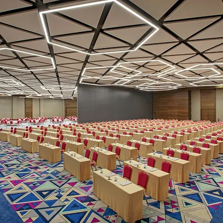 塞吉努斯皇家酒店 5*