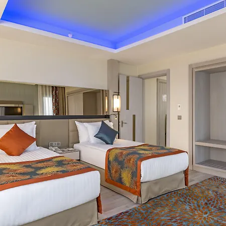 塞吉努斯皇家酒店