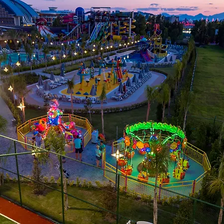 Royal Seginus Hotel 5*