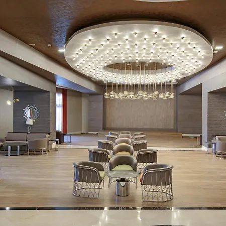 Hotel Royal Seginus 5*