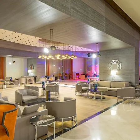 Royal Seginus Hotel 5*